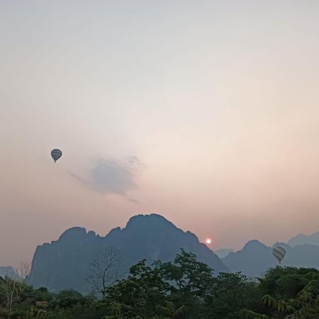Bountang Mountain View Riverside Hotel Vang Vieng Zewnętrze zdjęcie